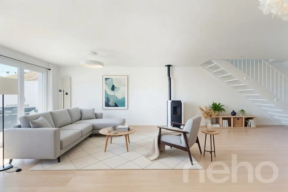 Spacieux duplex en attique ? Volume et confort contemporain