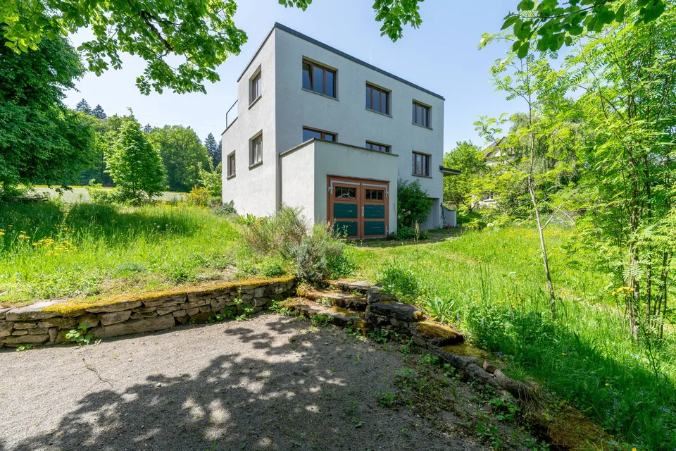 Ikonisches Einfamilienhaus an exklusiver Lage in Aarau