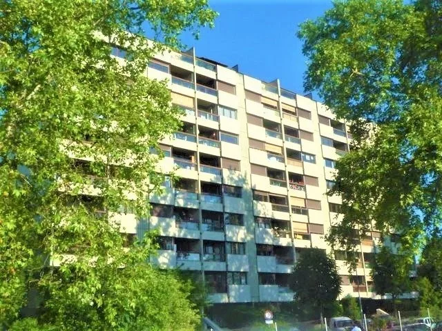 Bâtie - place de parc extérieure