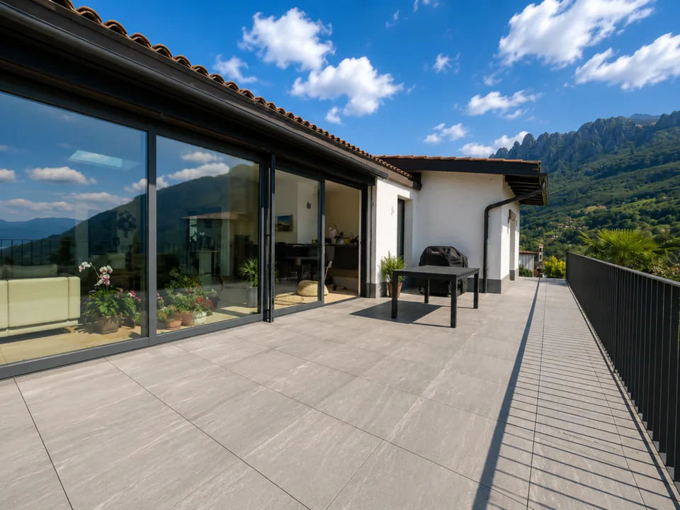 Villa unifamiliale avec vue sur le lac