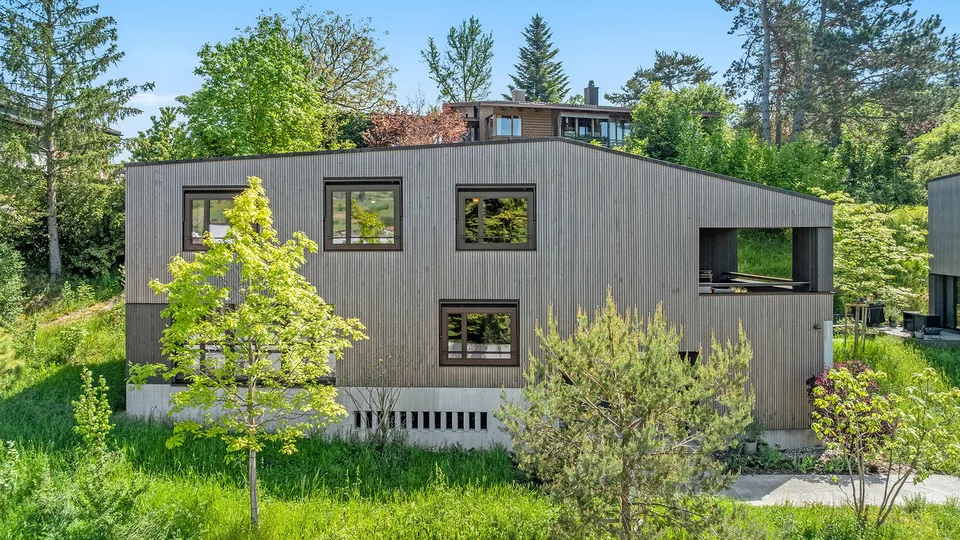 Modernes Einfamilienhaus mit Weitblick ins Grüne