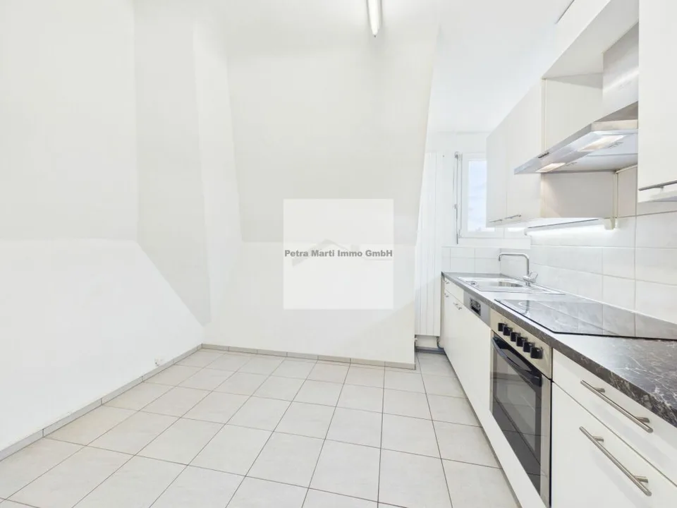 Cozy 3.5-room attic apartment in a quiet location