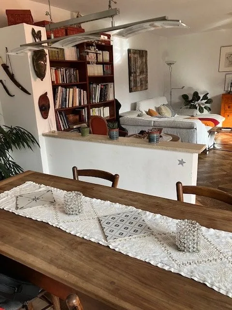 Mitbenutzte Wohnung - Zimmer mit Bad zu vermieten