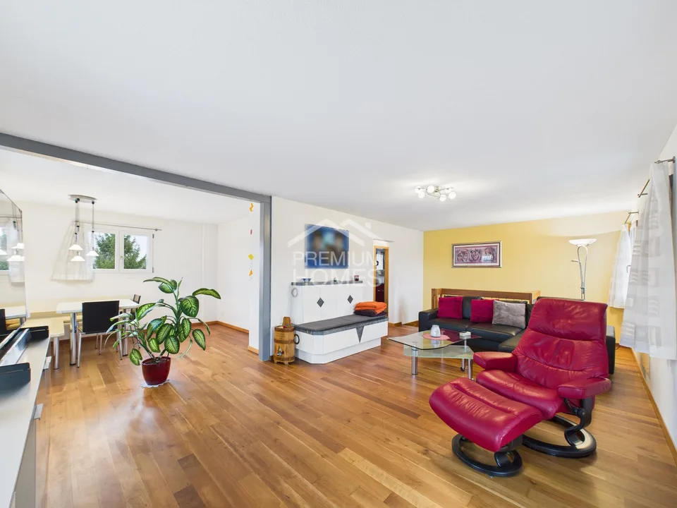 Rare combination of commercial and residential space