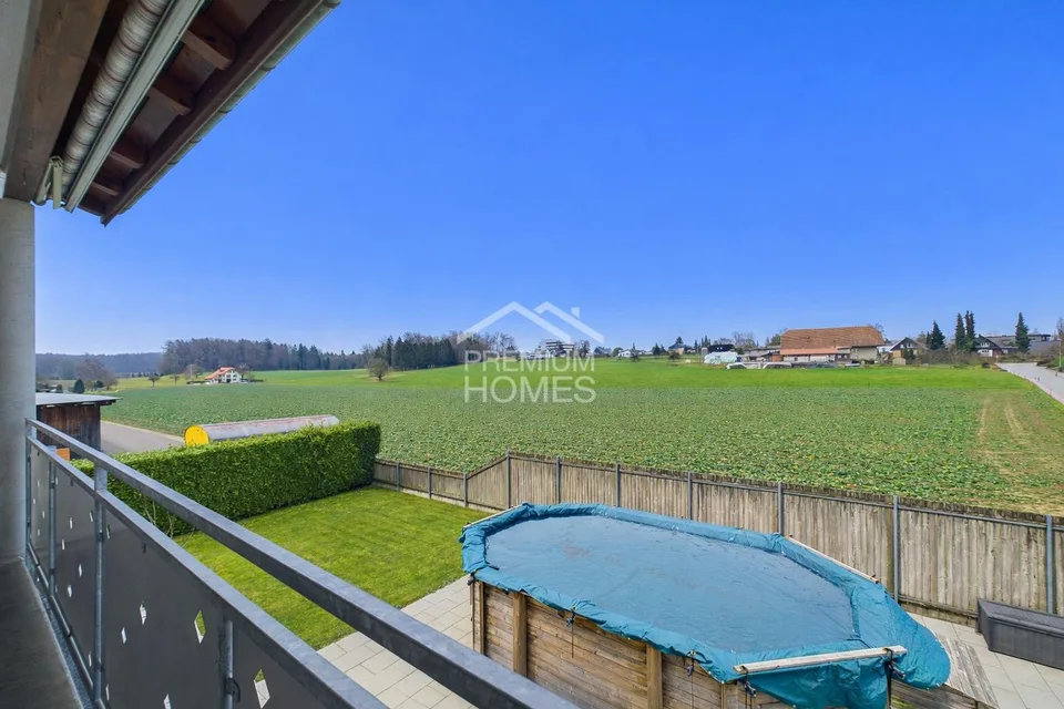 Rare combination of commercial and residential space