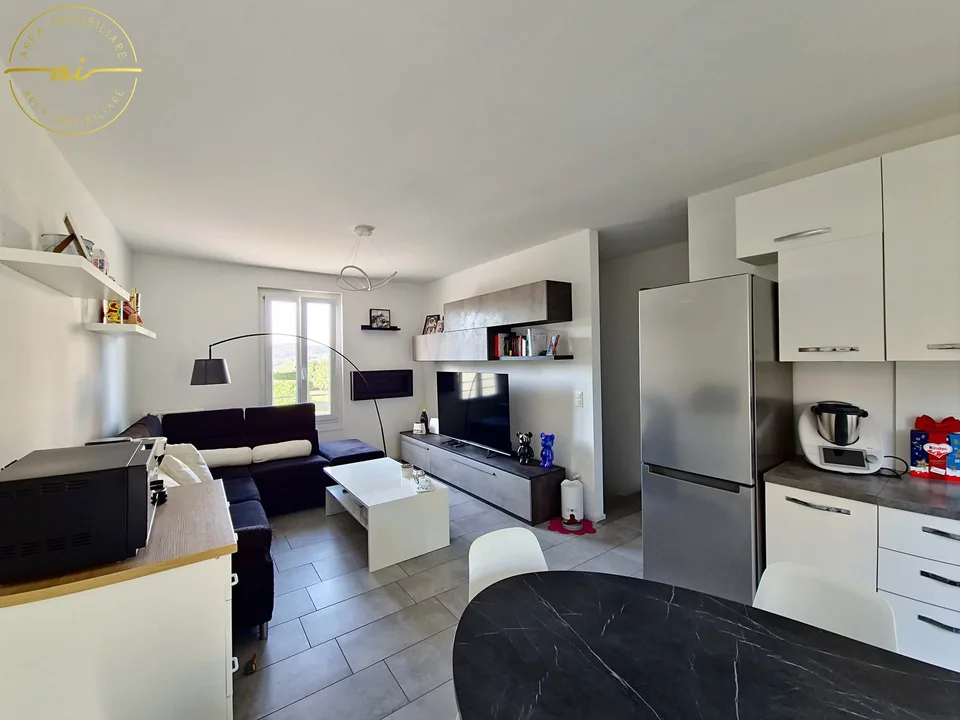 MODERNO APPARTAMENTO 3.5 LOCALI A MORBIO INFERIORE