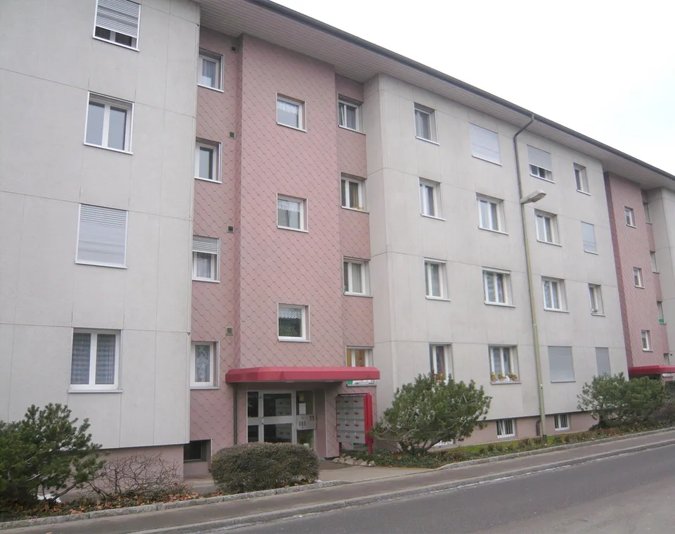 Cozy 2-room apartment on the 3rd floor in a central location
