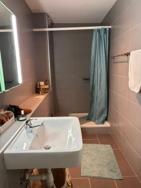 A vendre - Magnifique triplex au coeur du vieux village de Peseux