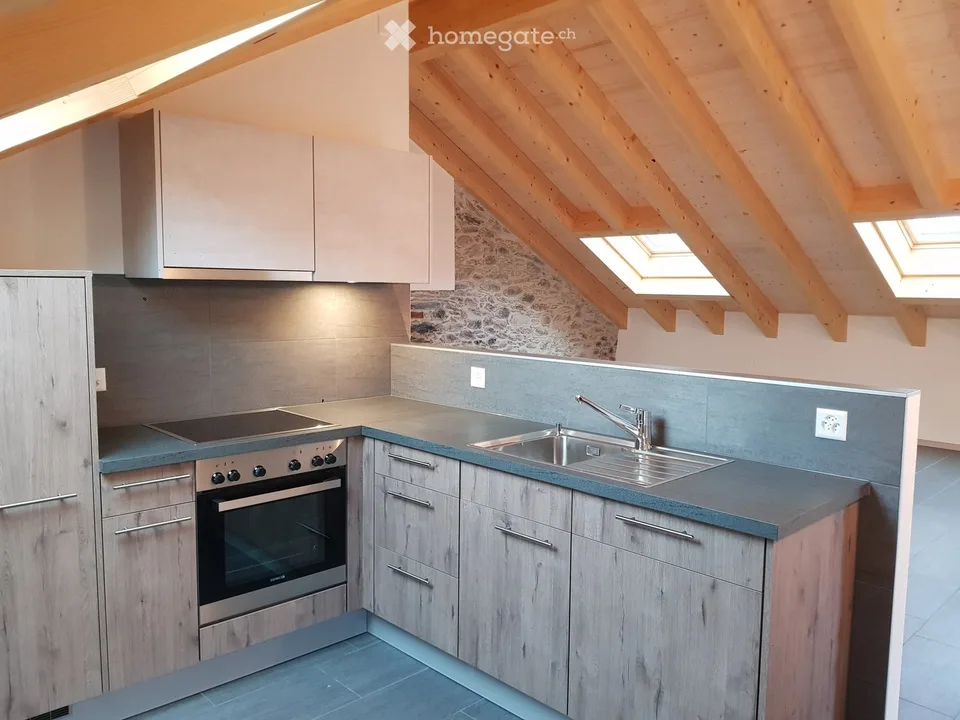 À louer  Appartement 3,5 pièces rénové à neuf à Aproz
