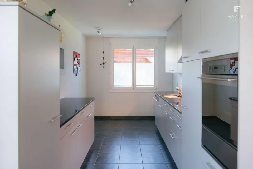 4½-Zimmer-Maisonette-Wohnung auf 3 Etagen zwischen See und Berge