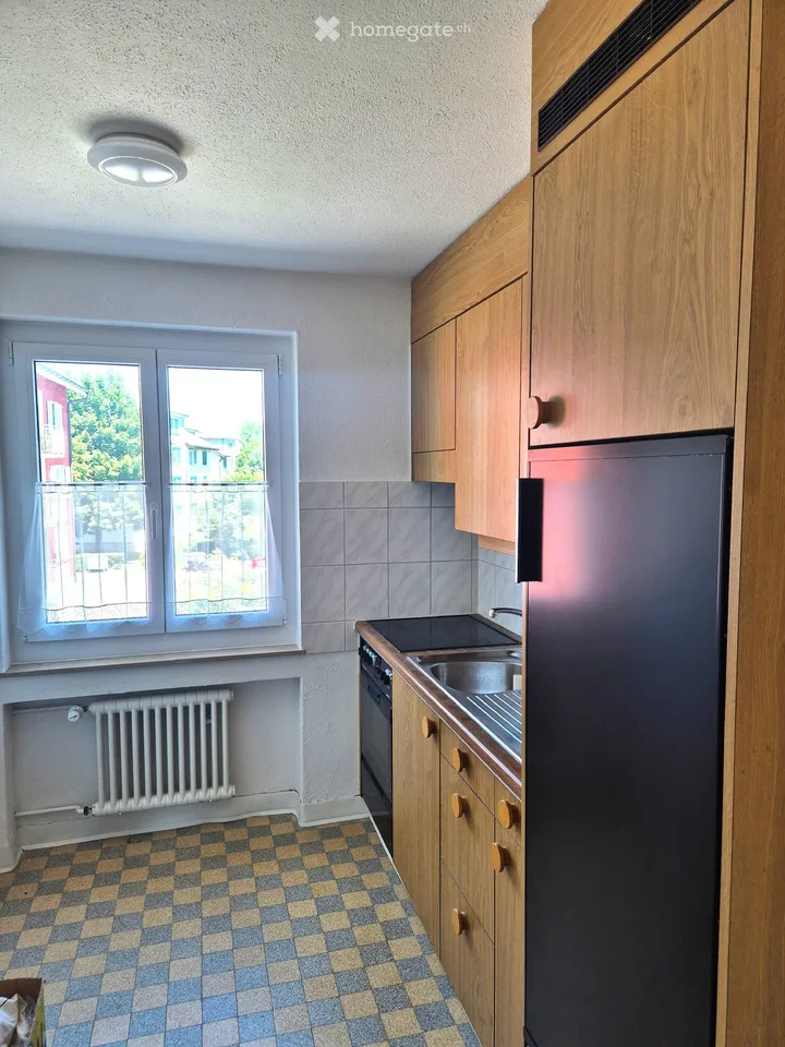 Bright 3-room apartment with balcony in Winterthur-Seen