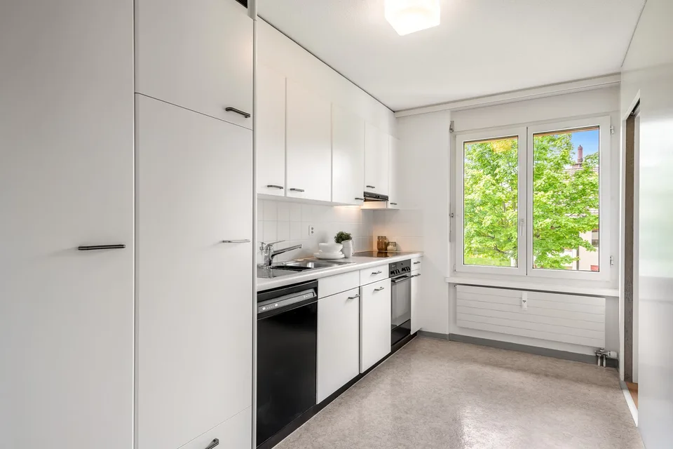 Dachwohnung mit Cheminée -  befristet - 30.06.2027