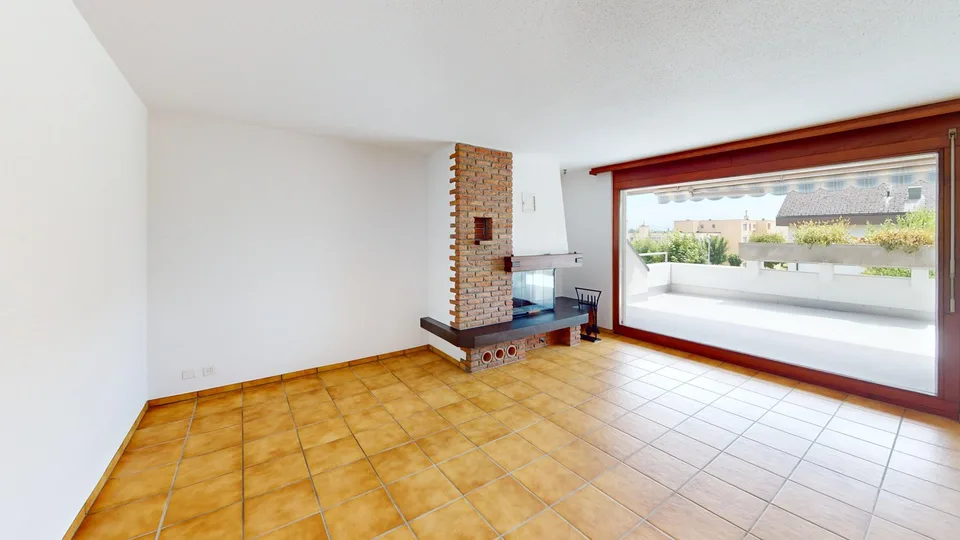 L'opportunità: appartamento spazioso 4,5 locali con potenziale di ristrutturazione e balcone soleggiato – foto 8 di 16