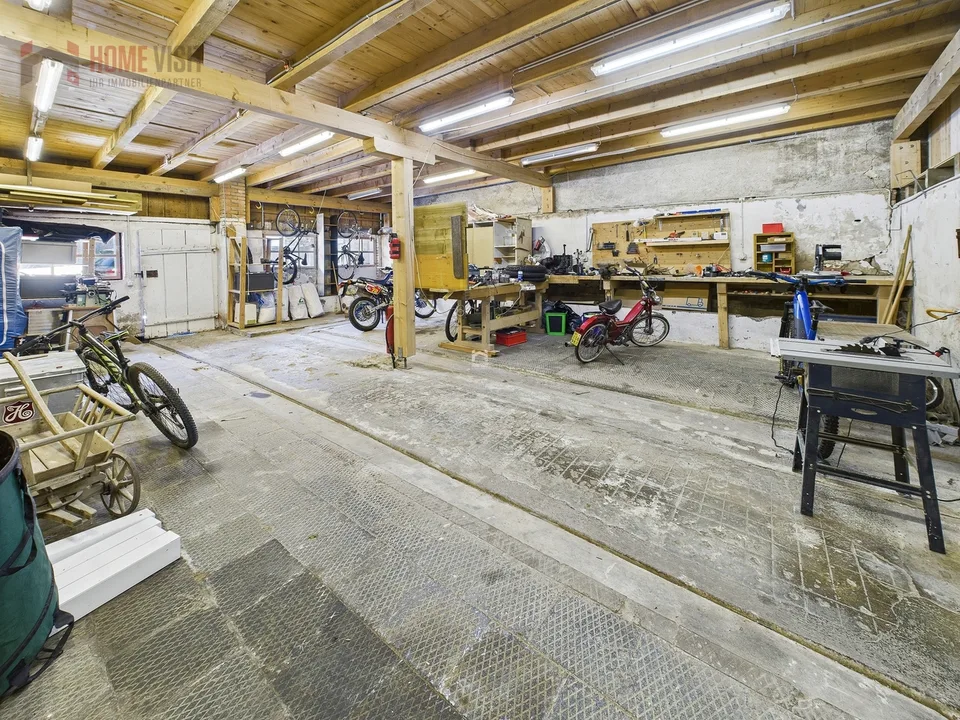 Vivre où les autres rêvent - appartement 5,5 pièces avec écurie pour chevaux et pâturage