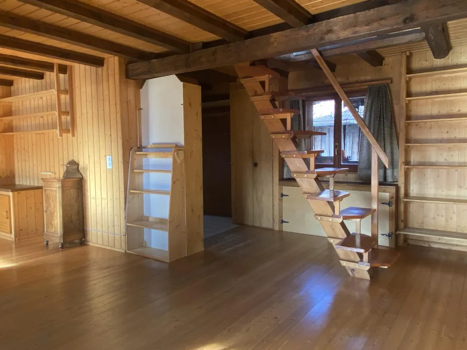 Village house with rental potential in the heart of Arbaz