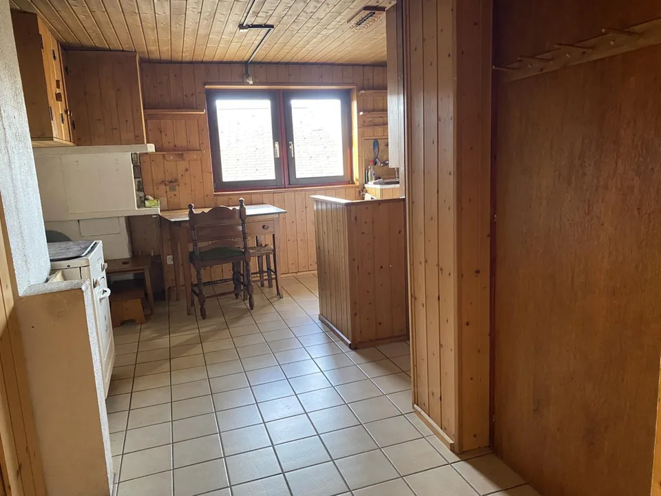 Village house with rental potential in the heart of Arbaz