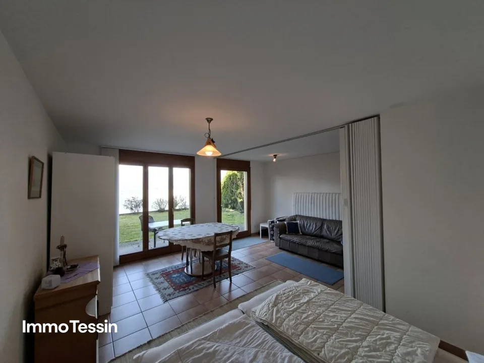 Haus mit atemberaubender 180 Panorama-Seesicht auf den Lago Maggiore, Terrasse, Garten und direkter Zufahrt – Foto 11 von 13