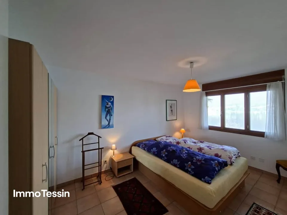 Haus mit atemberaubender 180 Panorama-Seesicht auf den Lago Maggiore, Terrasse, Garten und direkter Zufahrt – Foto 13 von 13