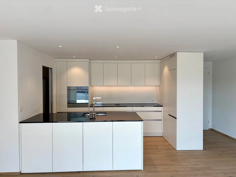 Appartamento moderno di 3,5 locali con vista sulla montagna a Bennau