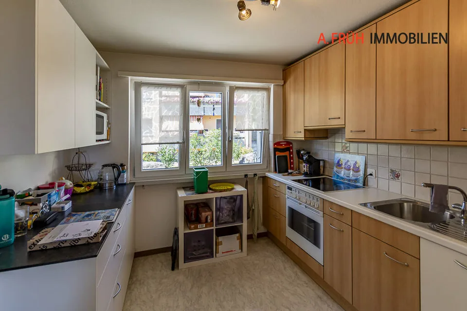 Au-dessus de la vallée de l'Aare, maison multifamiliale avec vue sur les Alpes