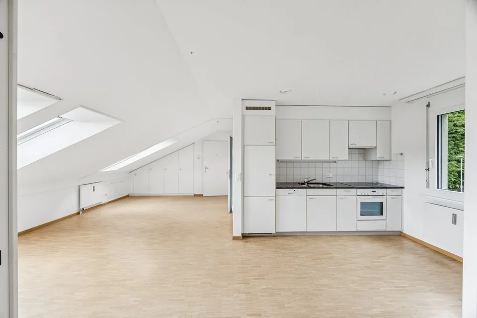 Charmant appartement de 2.5 pièces en mansarde à St. Gallen
