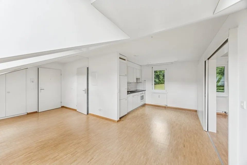 Charmant appartement de 2.5 pièces en mansarde à St. Gallen