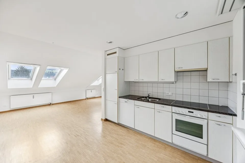 Charmant appartement de 2.5 pièces en mansarde à St. Gallen