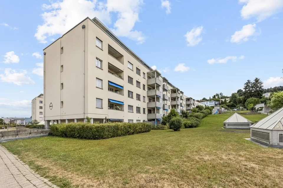 Attraktive 3.5 Zimmer-Wohnung mit grosszügigem Balkon in Wittenbach
