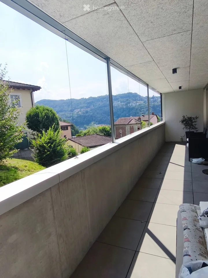 Subentrante appartamento 2,5 locali a Pazzallo