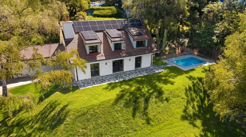 Très belle Villa individuelle totalement rénovée de 6.5 p - Quartier résidentiel