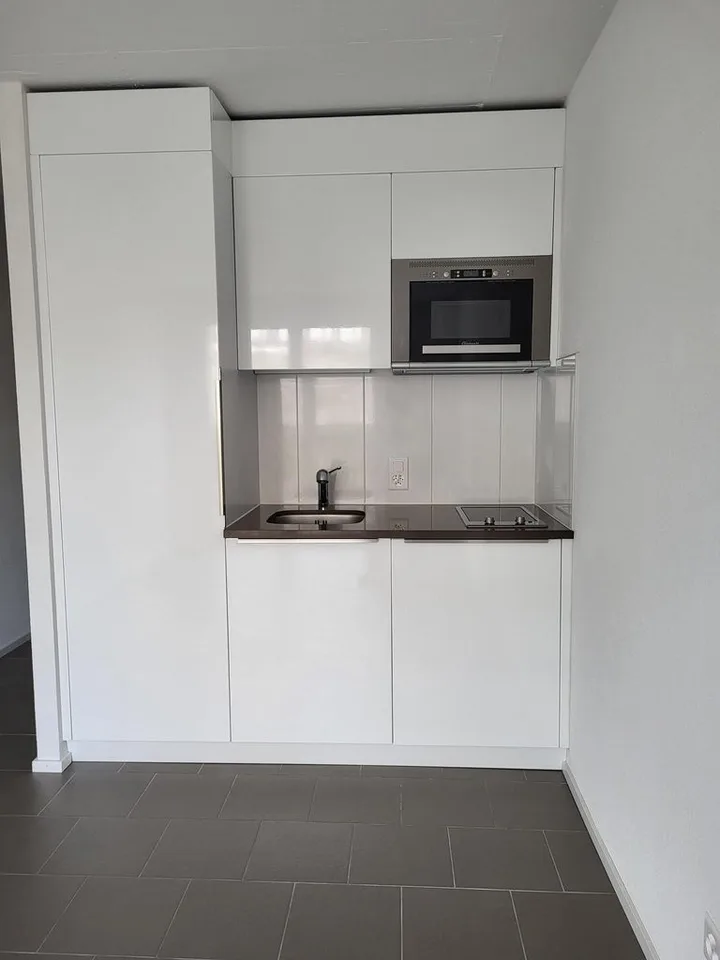 Not to be missed! Studio ideally located near Fribourg CFF train station!