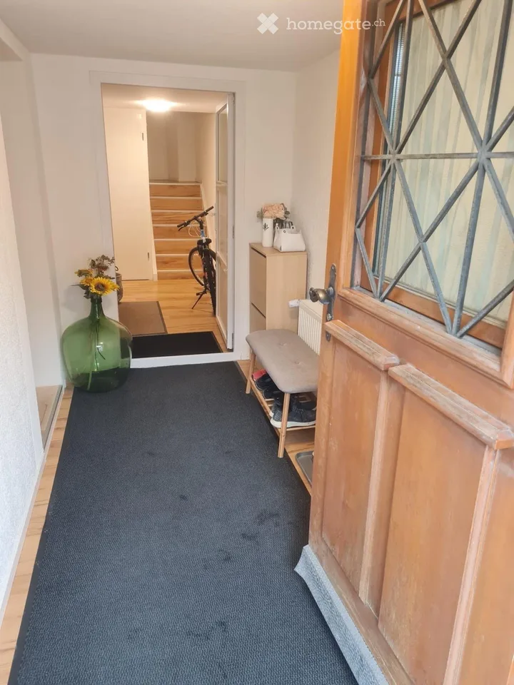 Charmantes 4.5-Zimmer-Reiheneinfamilienhaus in Netstal – ab Oktober 2026 verfügbar