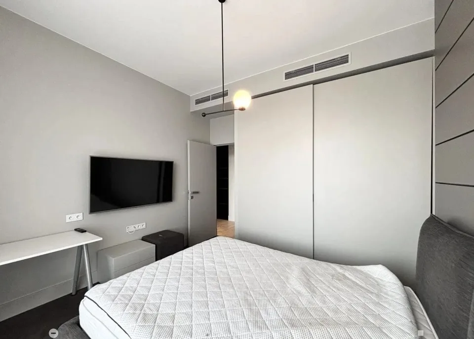 Spacious 4.5-room apartment with balcony