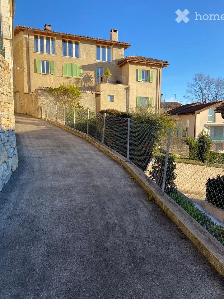 Unfurnished apartment with balcony Guasti di Neggio