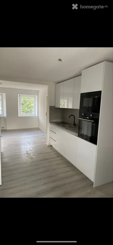 Apparemment 3,5 pièces