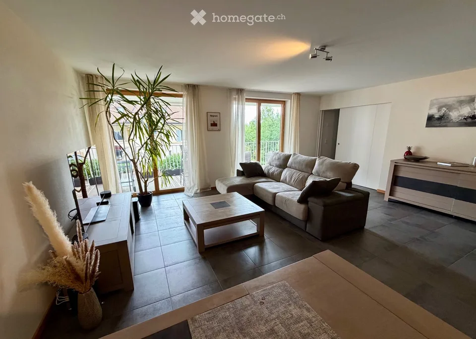 Neuchâtel  Lumineux 3,5 pièces de 90 m² - Terrasse de 21 m²