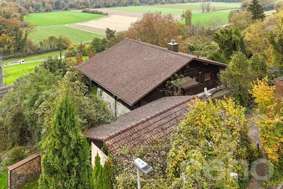 Attractive building plot in a sunny location