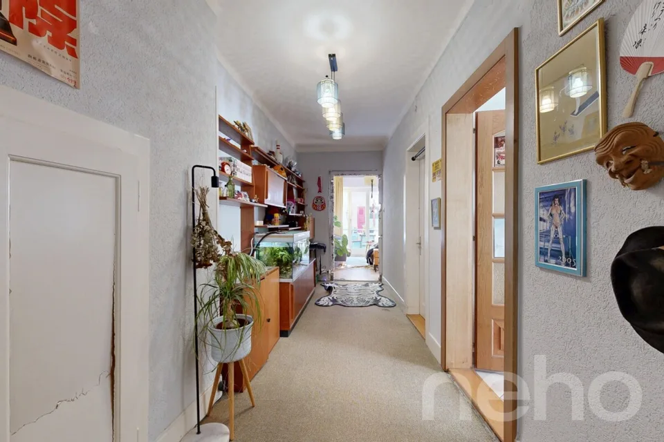 Immeuble mixte 2 Commerces + 3.5 + 8.5 en duplex