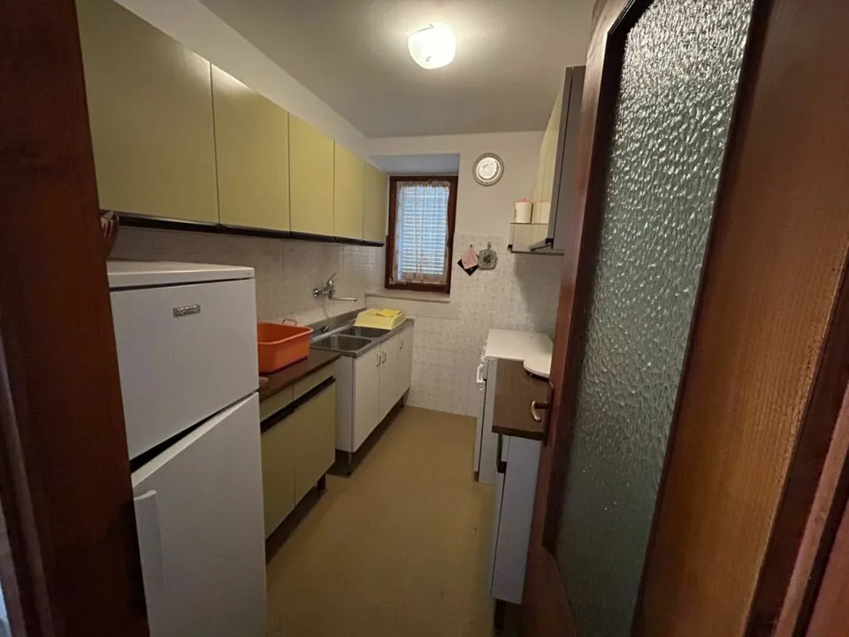 Maison 5 pièces avec grenier aménageable, cour intérieure et jardin
