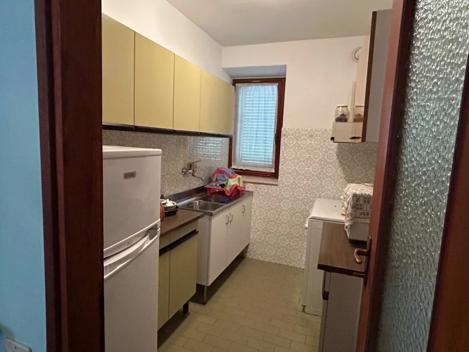 Maison 5 pièces avec grenier aménageable, cour intérieure et jardin