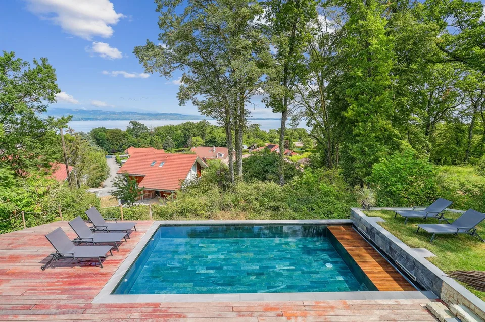 Villa moderne avec vue panoramique sur le Lac Léman