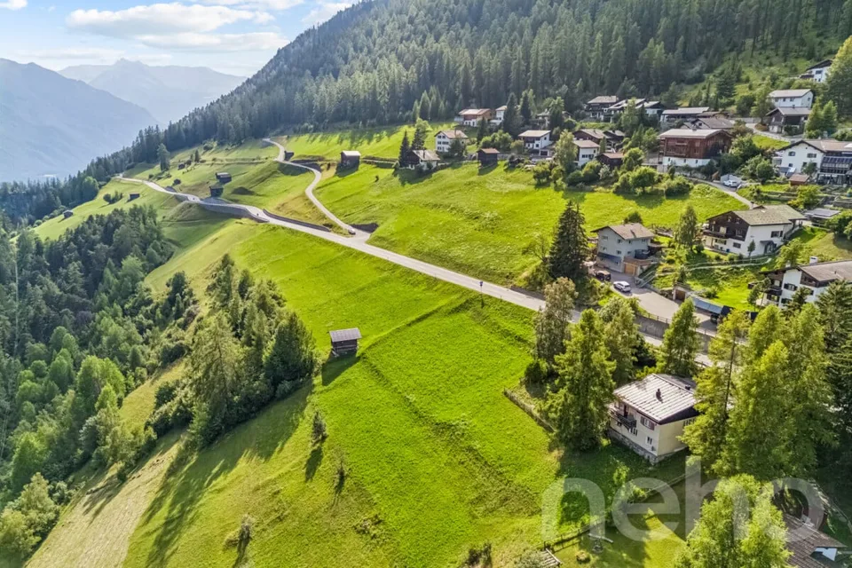 3?520 m² Entwicklungsgrundstück mit Projektstudie in Davos Wiesen