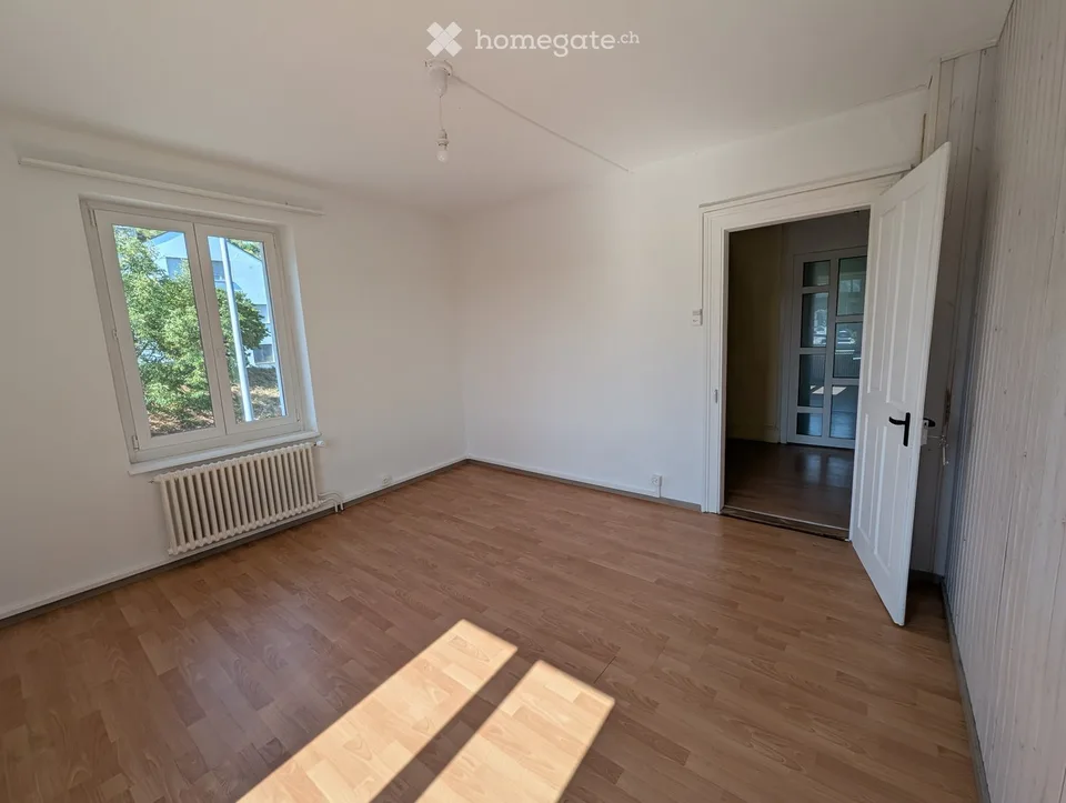 Charming old building apartment with a great view, huge garden and central location