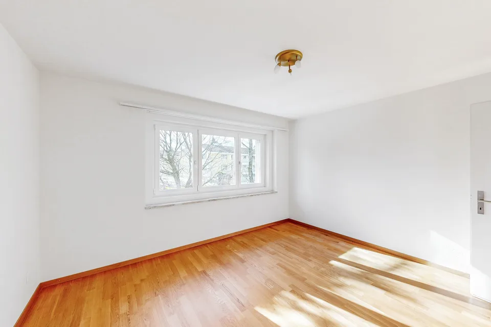 Gemütliche Wohnung in Witikon - Befristet bis 30.09.2028