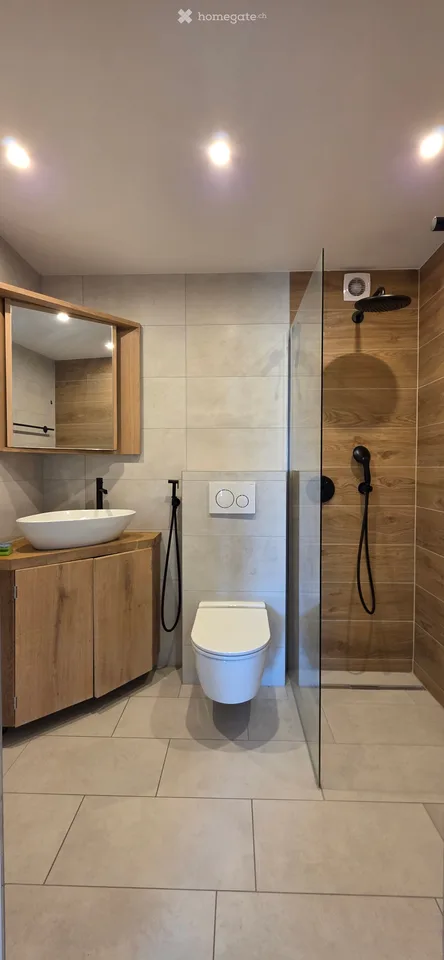 Frisch renovierte  3.5-Zimmer-Wohnung mit Balkon
