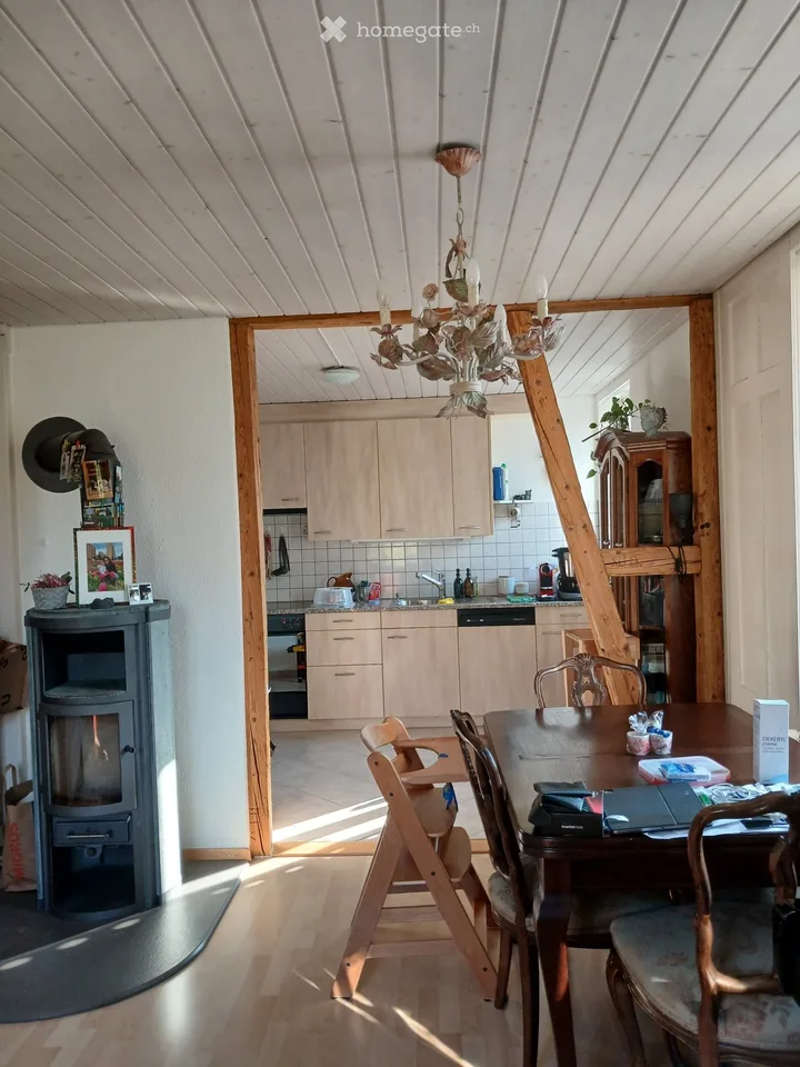 3 Zimmer-Wohnung ab 1. Oktober zu vermieten