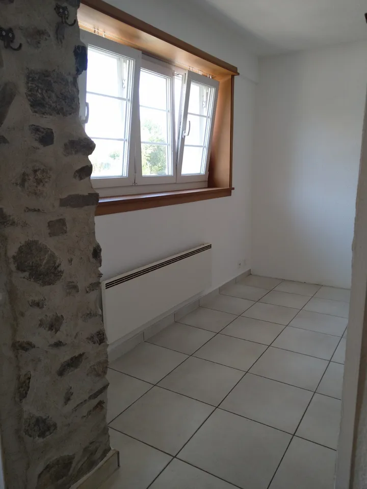 2.5 pièces spacieux au rez-de-chaussée