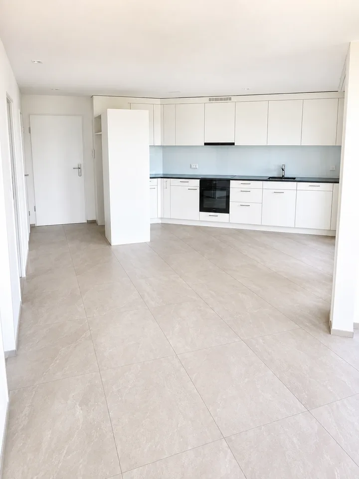 Bright 2.5 room apartment in a prime location