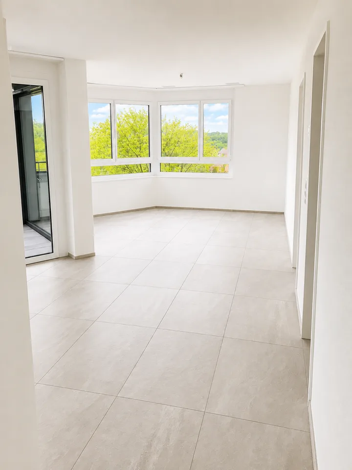 Bright 2.5 room apartment in a prime location