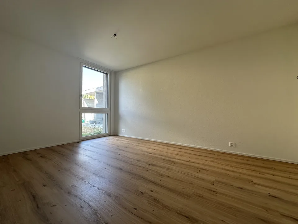 Nouvelle construction : appartement calme en centre-ville avec balcon